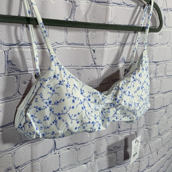 Andie Swim Womens Symi Top Blue Floral Cottagecore Beach Cruise Vacation XL NWT - Picture 2 of 7